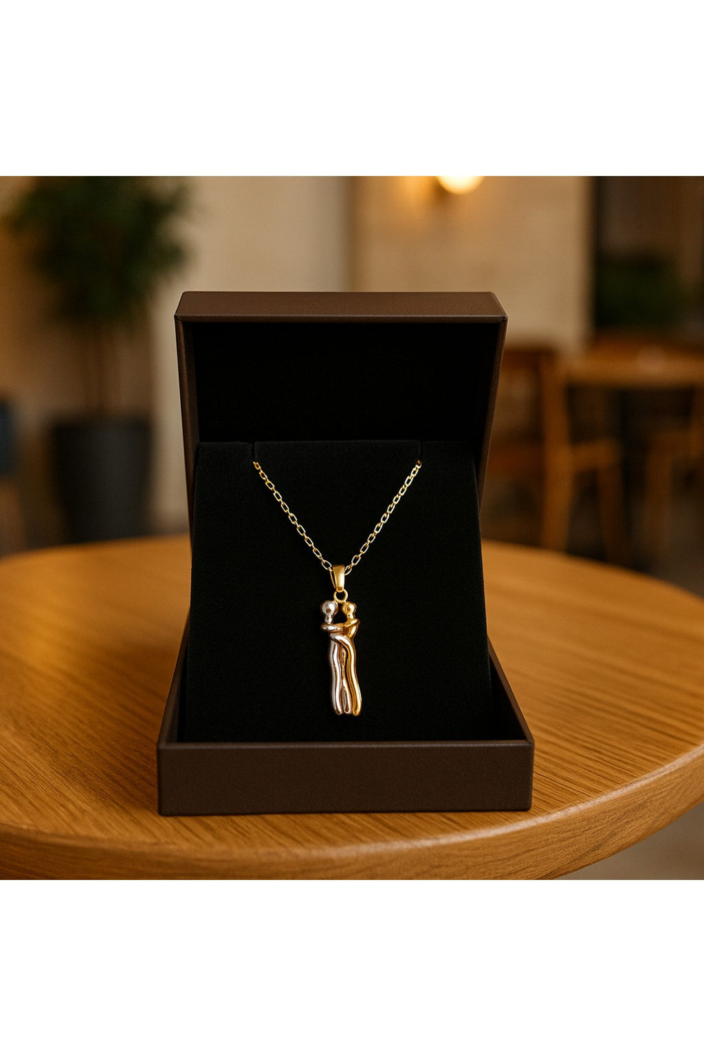 Çelik Çift Sarılan Unisex Kolye – Sevgiliye & Anneye Özel Hediye