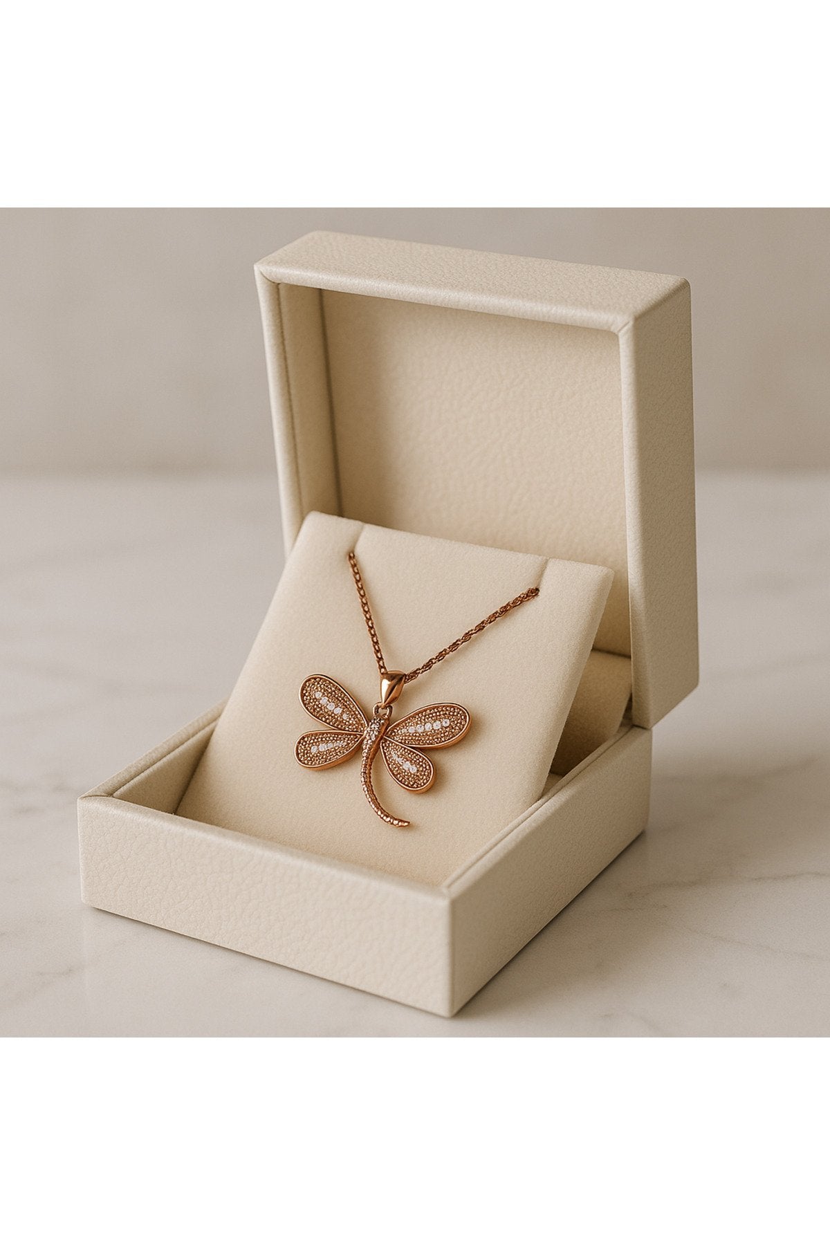 Altın Kaplama Kararmaz Çelik Yusufcuk Kolye – BeyazTaşlı Model