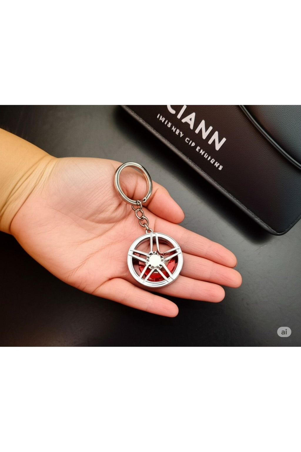 Metal Jant Döner Disk Lüks Anahtarlık – Tekerlek Görünümlü, Dönme Özellikli Araba Aksesuarı