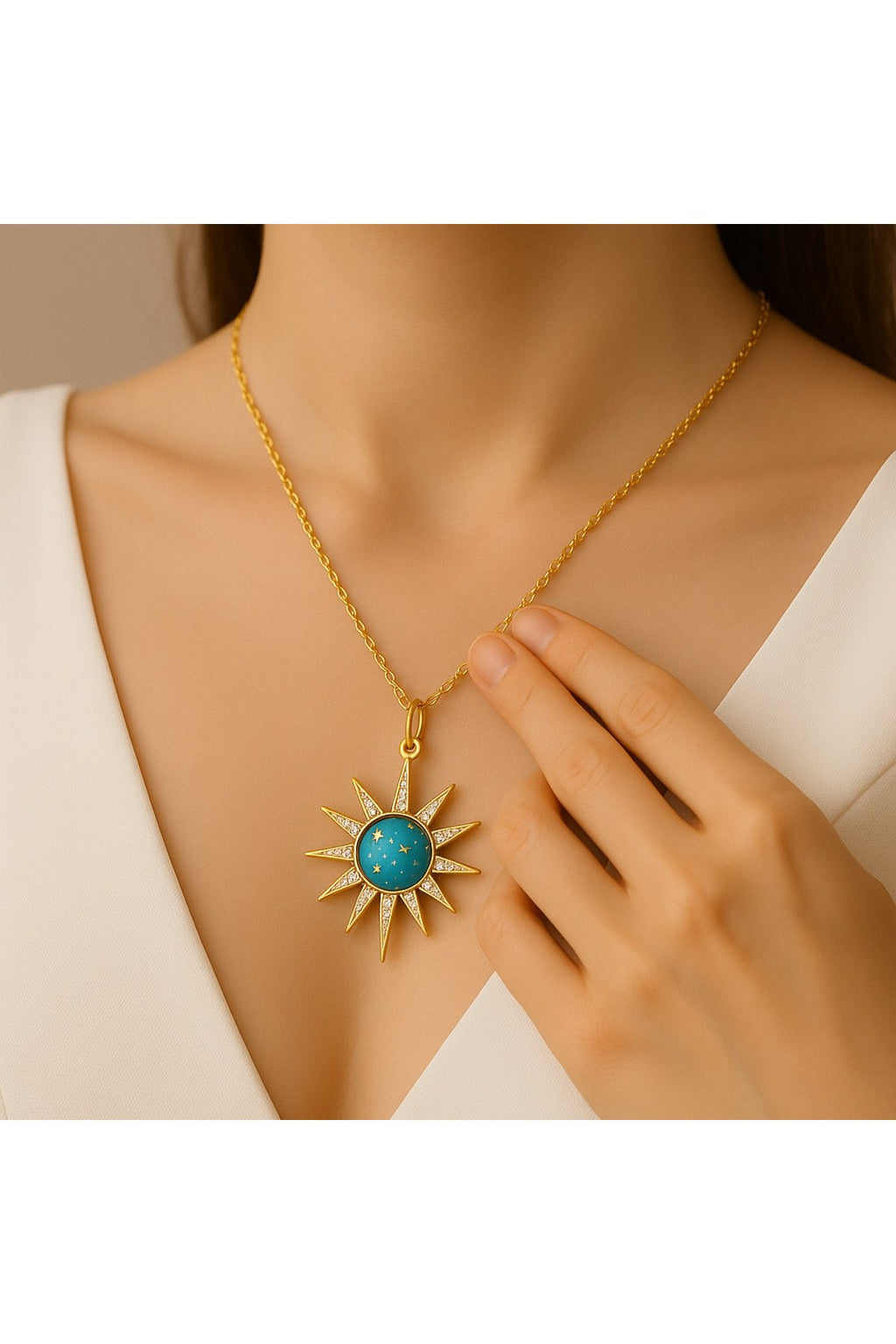 Altın Kaplama Zirkon Taşlı Çelik Güneş Kolye – Işıltının Kaynağı