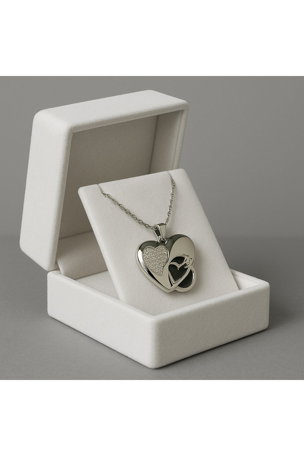 Gümüş Renk Paslanmaz Çelik Kalp Kolye – Zirkon Taşlı Şıklık