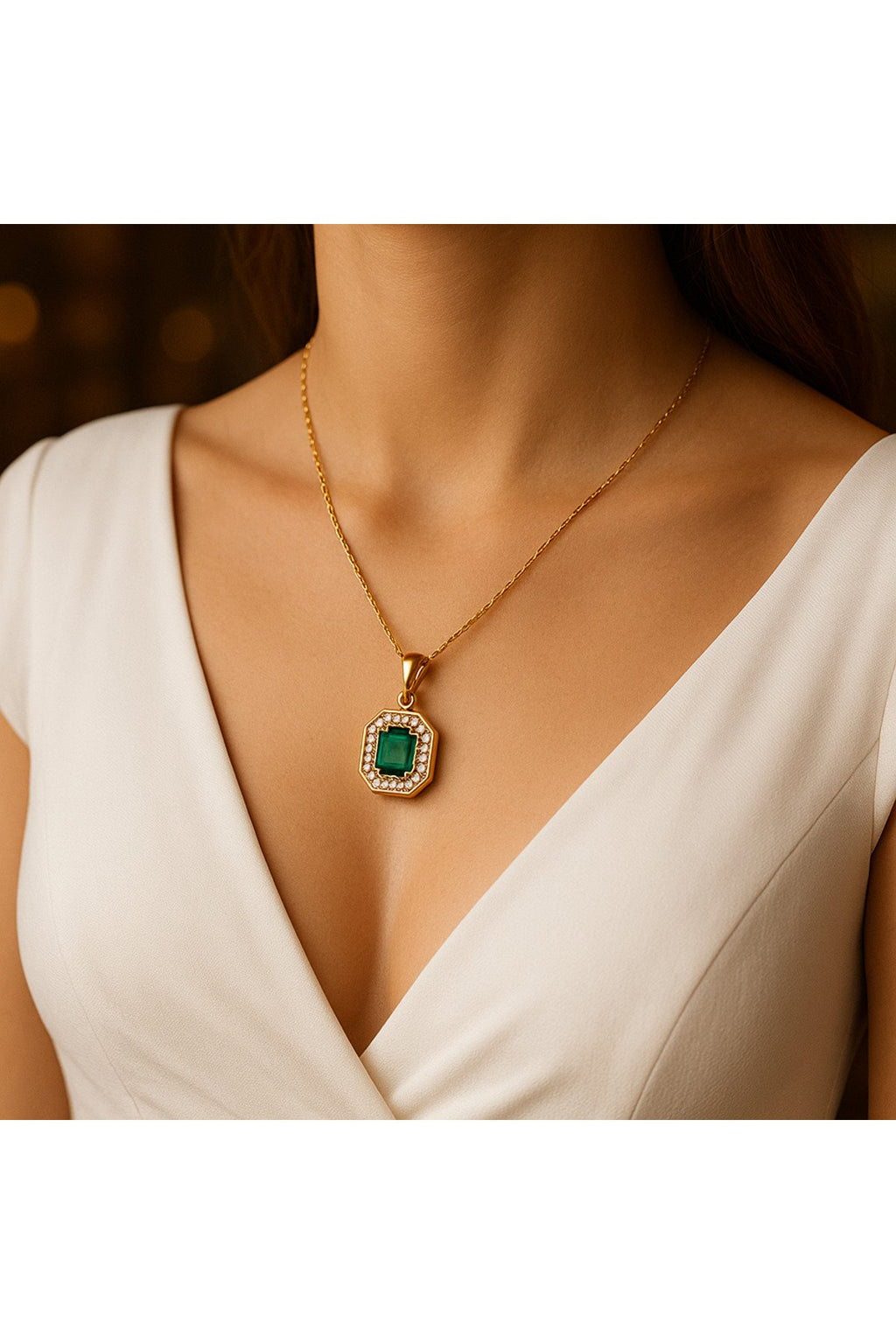 Altın Kaplama Zümrüt Yeşili Zirkon Taşlı Çelik Serenay Kolye – Zarafet ve Işıltının Buluşması