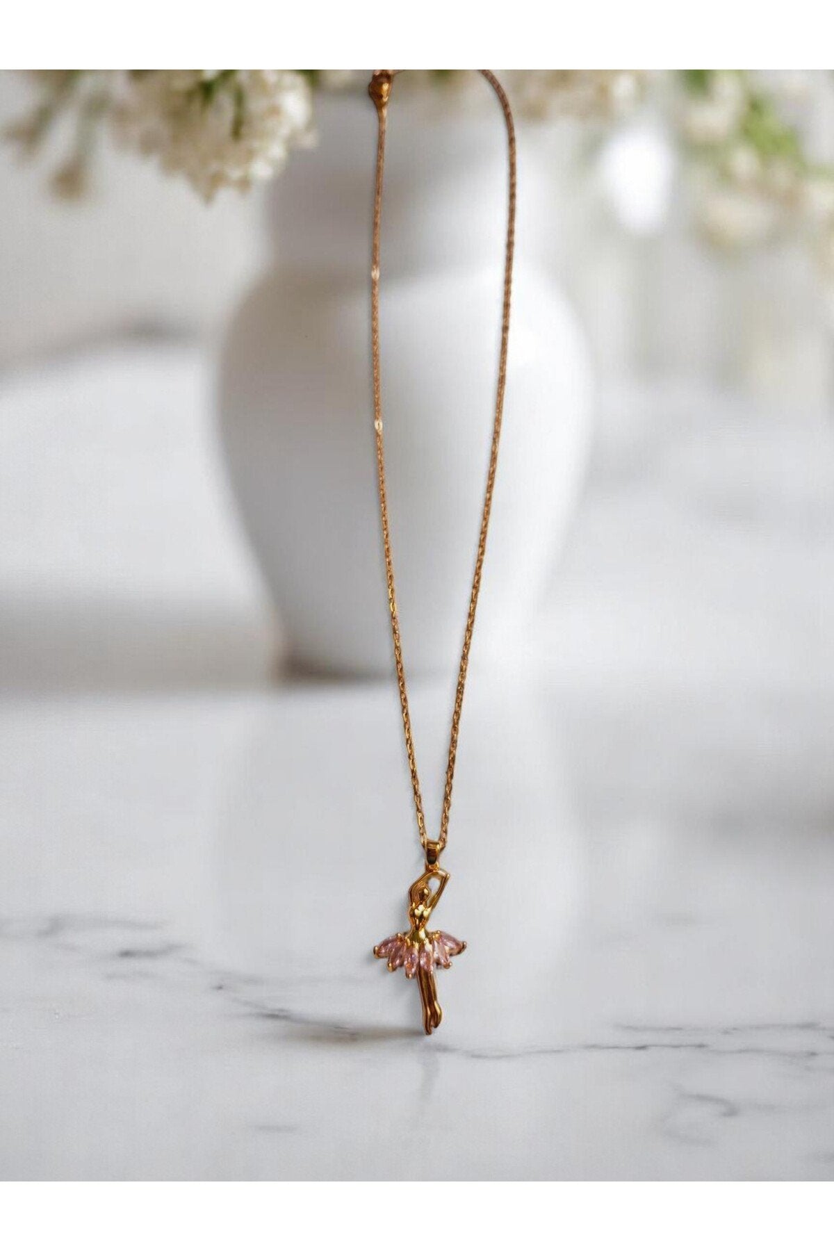 Altın Kaplama Kararmaz Çelik Balerin Kolye – Pembe Taşlı Model